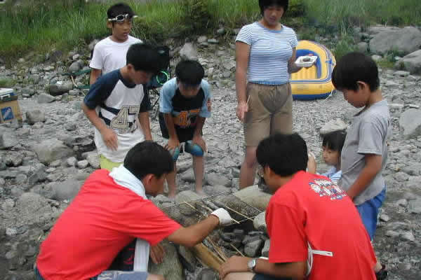 河原でBBQ1