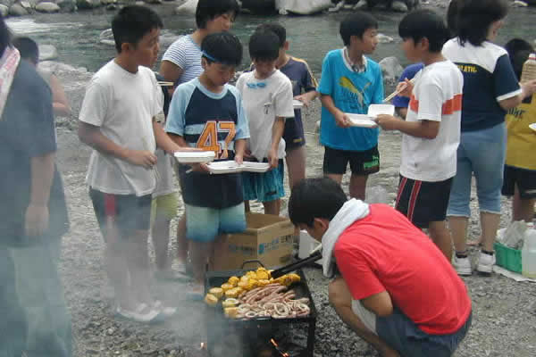 河原でBBQ2