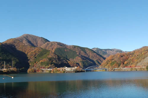 丹沢湖　紅葉